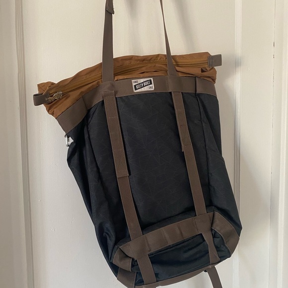 Kelty Backpack - Picture 1 of 2